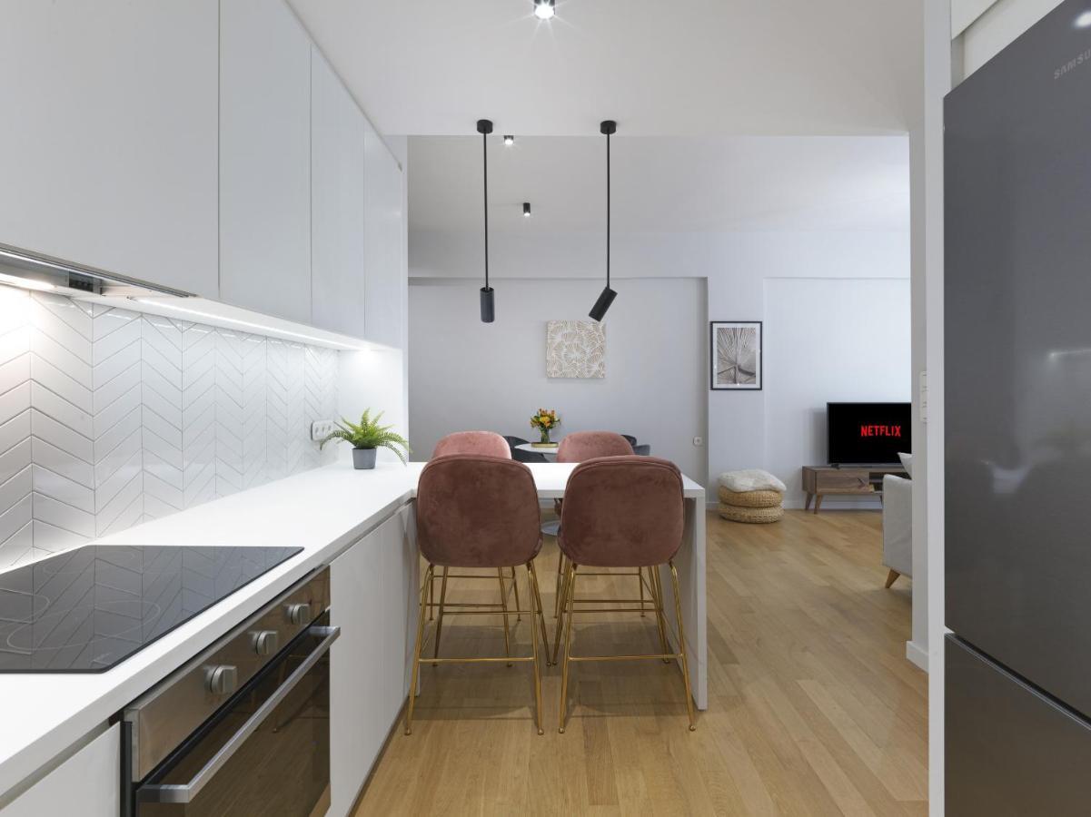 Fresh, New & Ready For You! Rnvtd Apt In Koukaki! 雅典 外观 照片